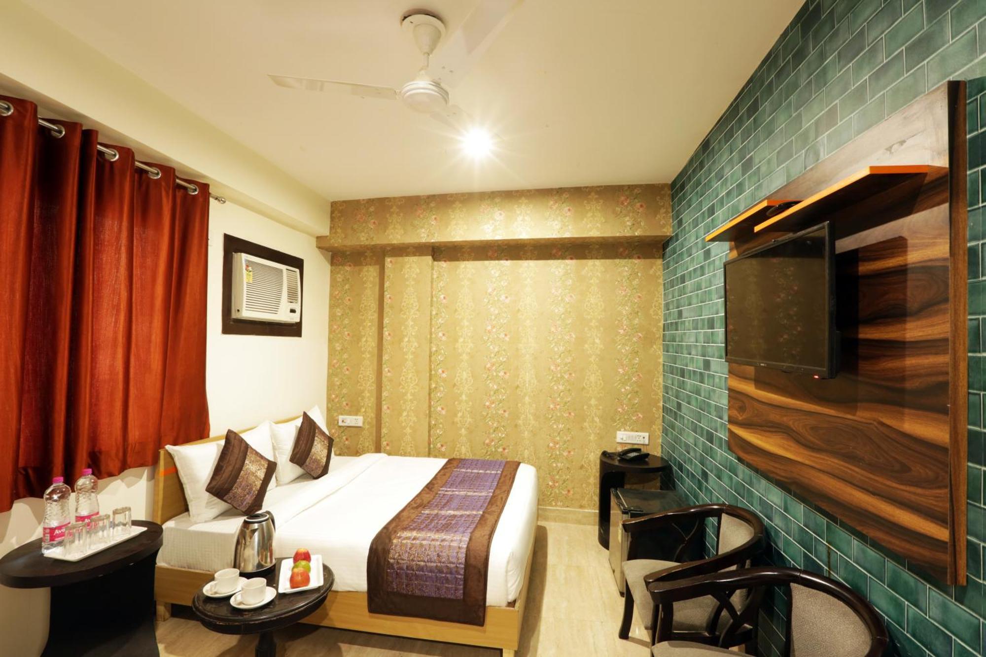 Hotel Sky View At Airport New Delhi Exteriör bild