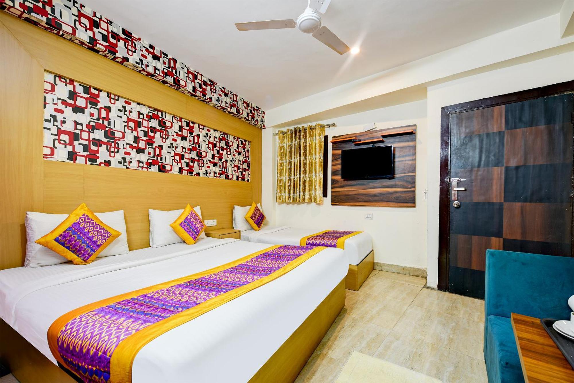 Hotel Sky View At Airport New Delhi Exteriör bild
